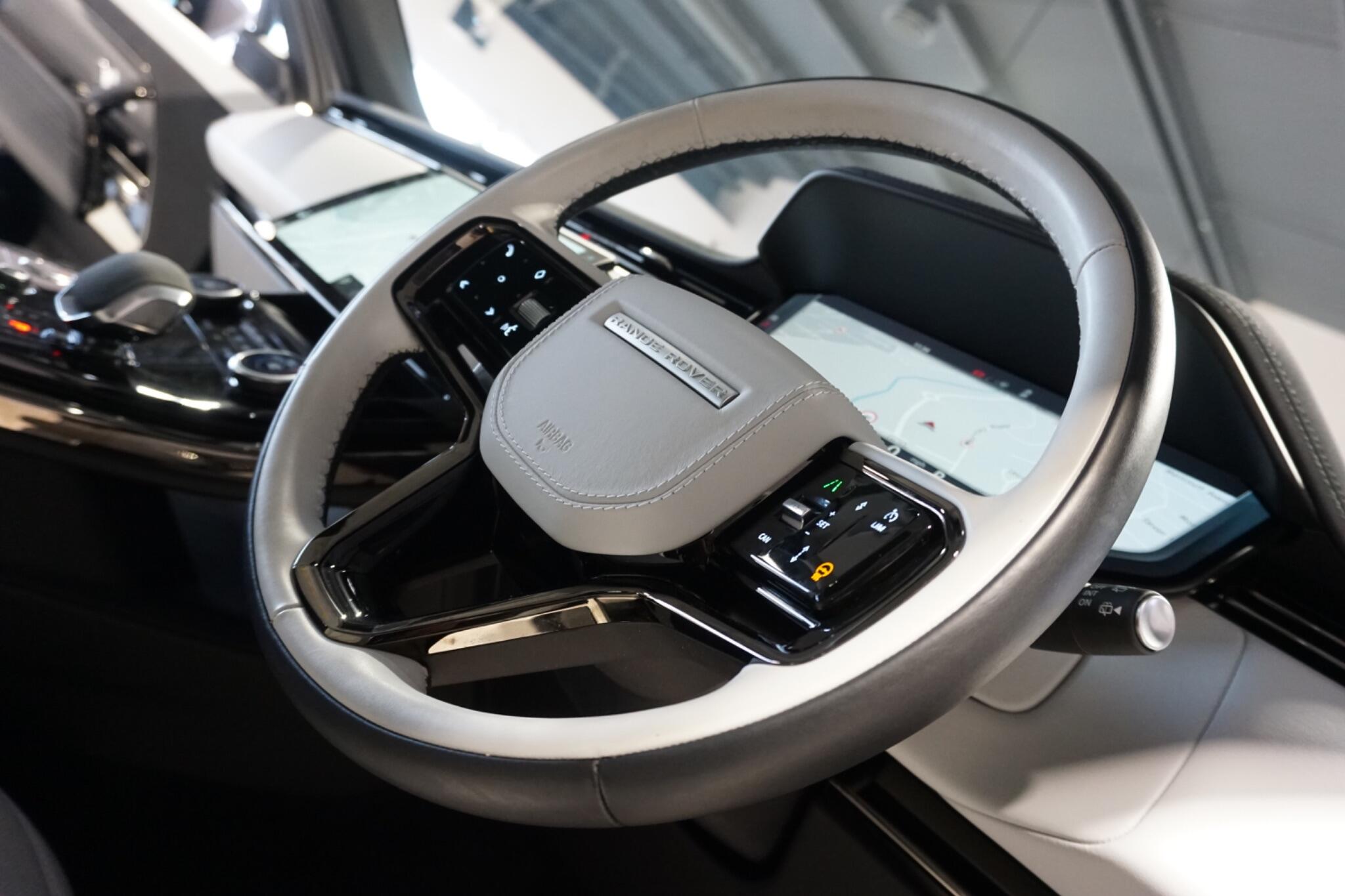 Land Rover Range Rover Sport 3.0 D300 MHEV Dynamic SE SUV 5dr Diesel Auto 4WD Euro 6 (s/s) (300 ps)